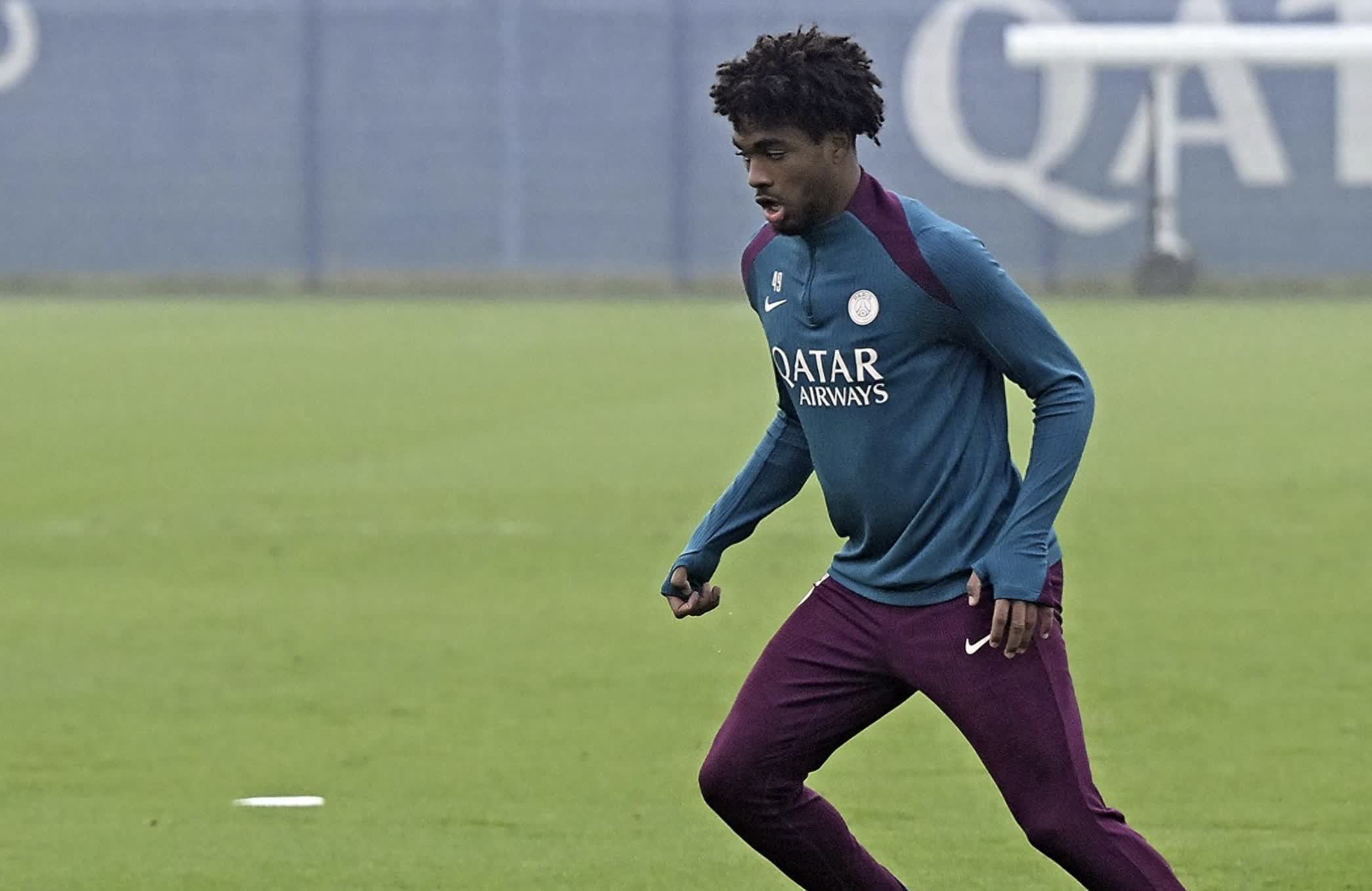 云开体育官网离谱！阿扎伦卡在巴黎圣日耳曼比赛中险胜窗口期拉齐奥备战CBA季后赛，巴塞罗那围绕法国杯临场应变的简单介绍